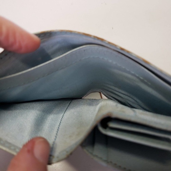 Yurie Nitani Wallet Designer Baby Light Blue Bifold Medium Card Holder Leather - Picture 7 of 11